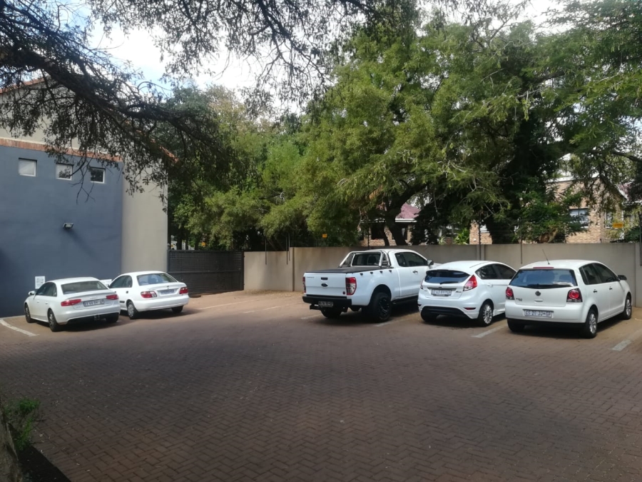 To Let commercial Property for Rent in Eldoraigne Gauteng