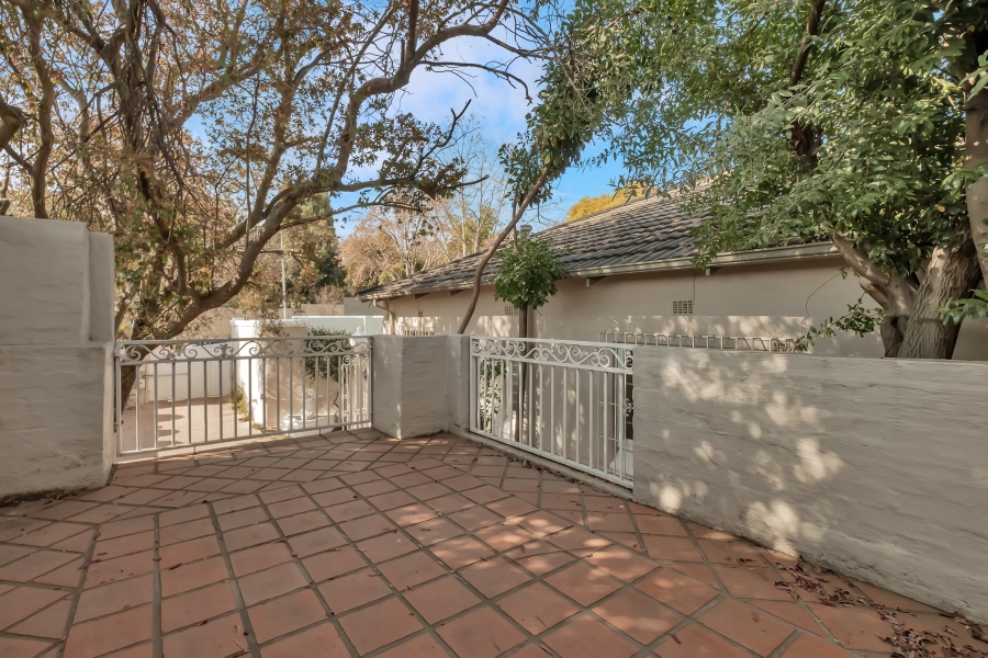 To Let 5 Bedroom Property for Rent in Parktown North Gauteng