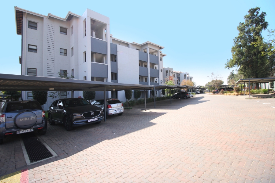 1 Bedroom Property for Sale in Barbeque Downs Gauteng