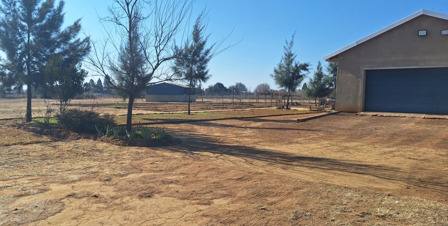 4 Bedroom Property for Sale in Vongeusopark Gauteng