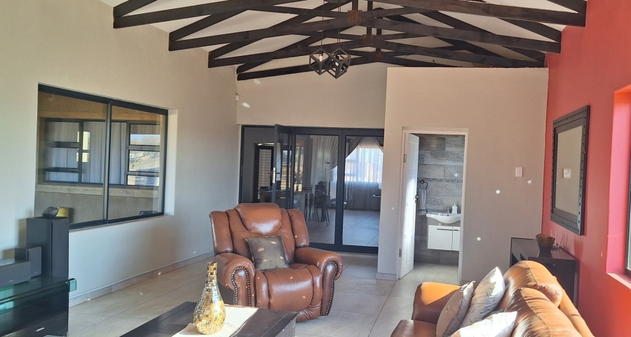 4 Bedroom Property for Sale in Vongeusopark Gauteng