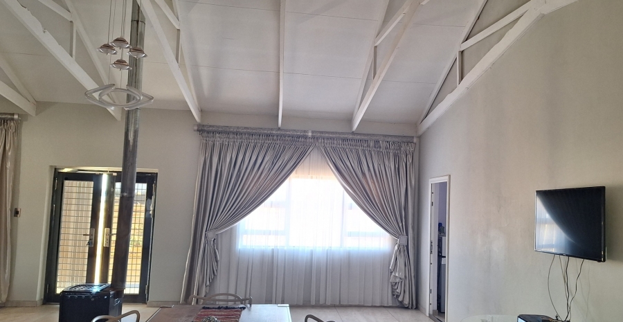 4 Bedroom Property for Sale in Vongeusopark Gauteng