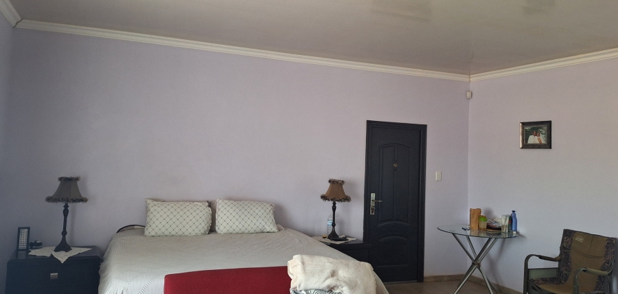 4 Bedroom Property for Sale in Vongeusopark Gauteng