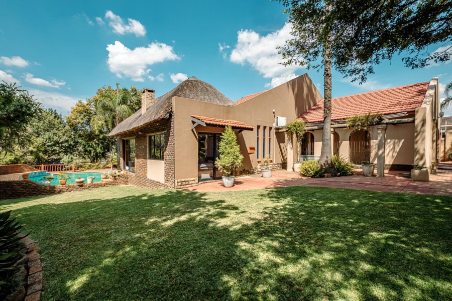 4 Bedroom Property for Sale in Eldoraigne Gauteng