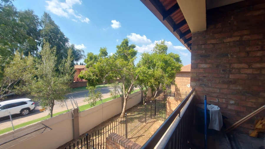 1 Bedroom Property for Sale in Newmark Estate Gauteng