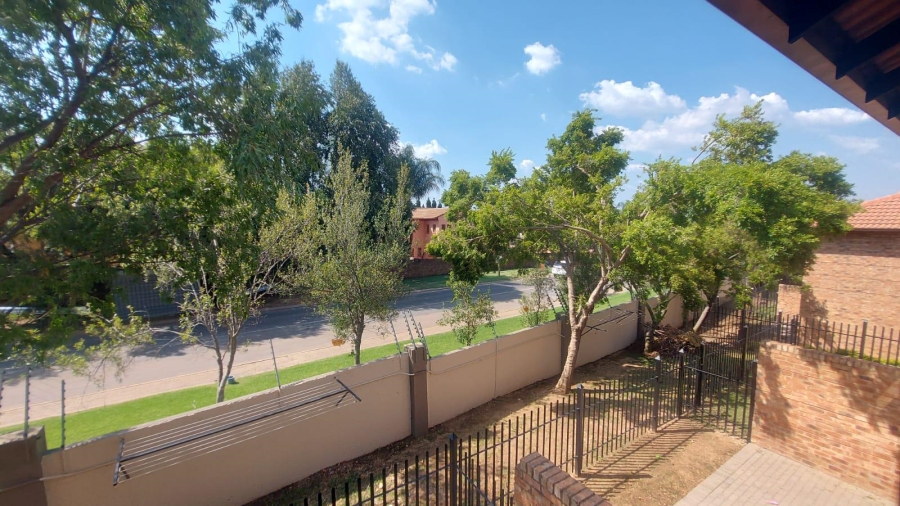 1 Bedroom Property for Sale in Newmark Estate Gauteng