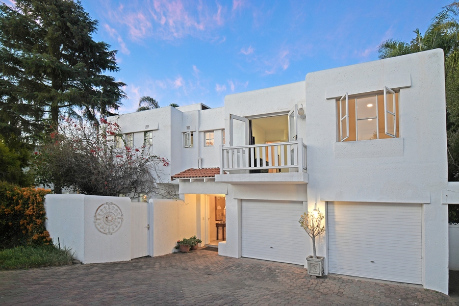 4 Bedroom Property for Sale in Lonehill Gauteng