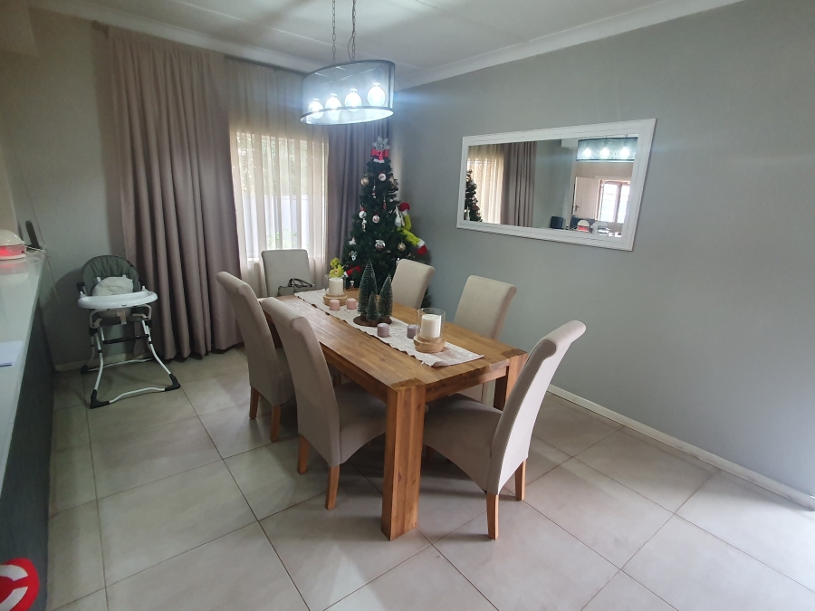 3 Bedroom Property for Sale in Rowhill Gauteng