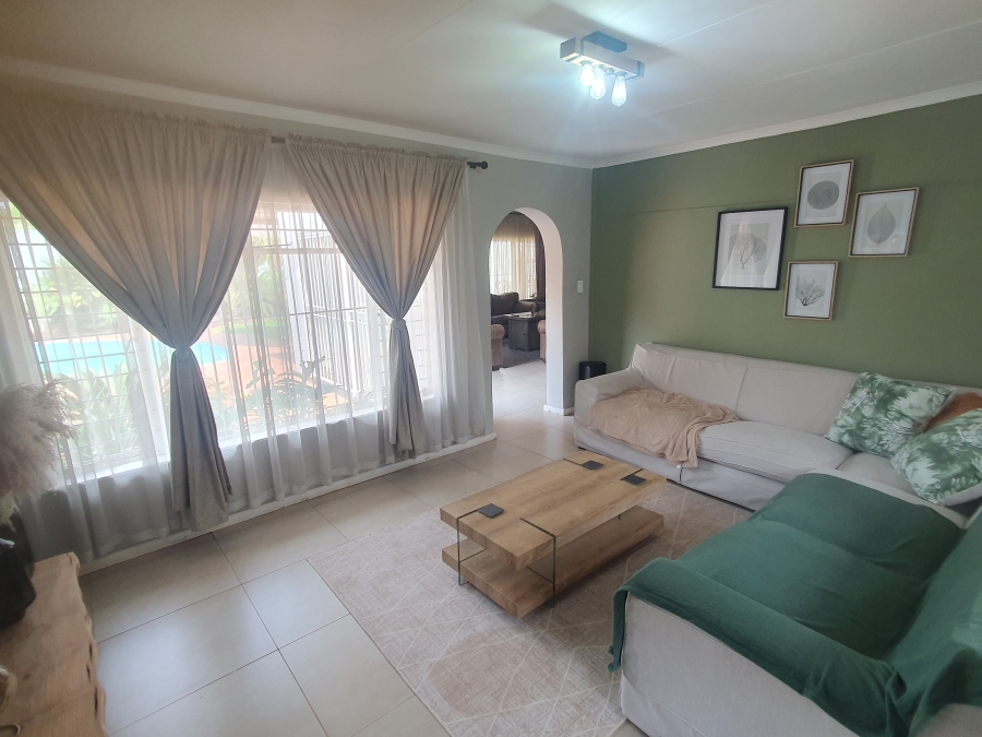 3 Bedroom Property for Sale in Rowhill Gauteng