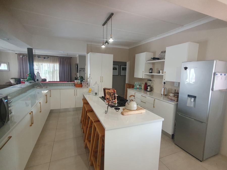 3 Bedroom Property for Sale in Rowhill Gauteng