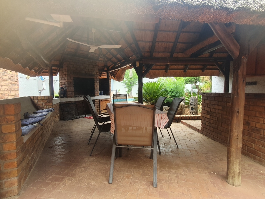 3 Bedroom Property for Sale in Rowhill Gauteng