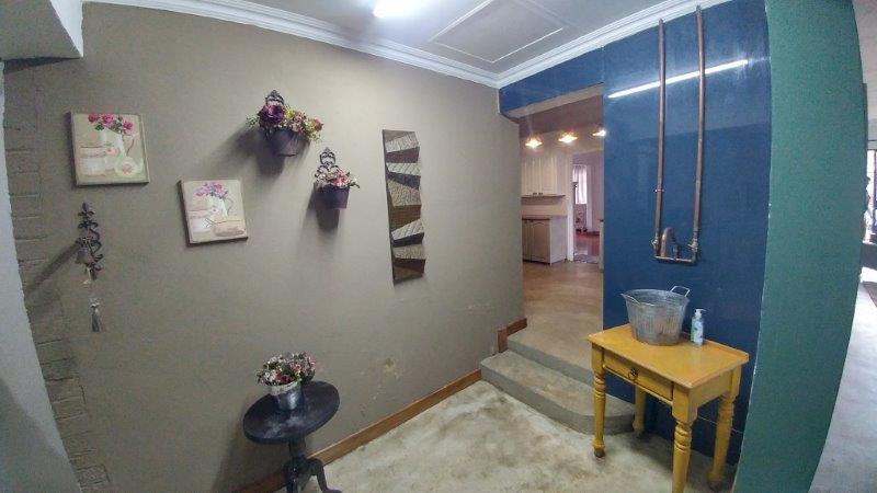 4 Bedroom Property for Sale in Petersfield Gauteng