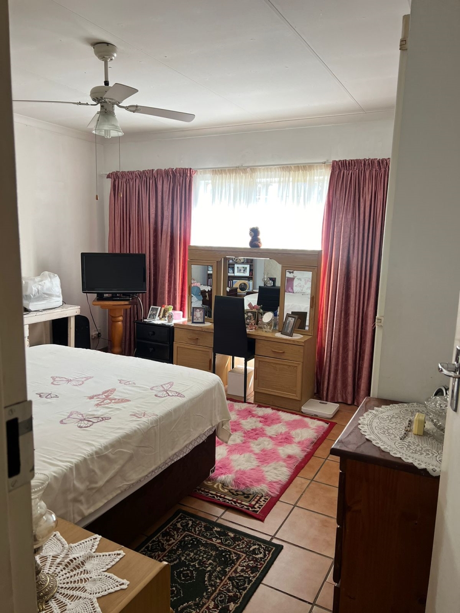 2 Bedroom Property for Sale in Doornpoort Gauteng