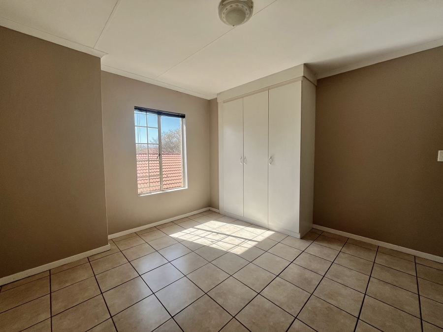 3 Bedroom Property for Sale in Oukraal Estate Gauteng