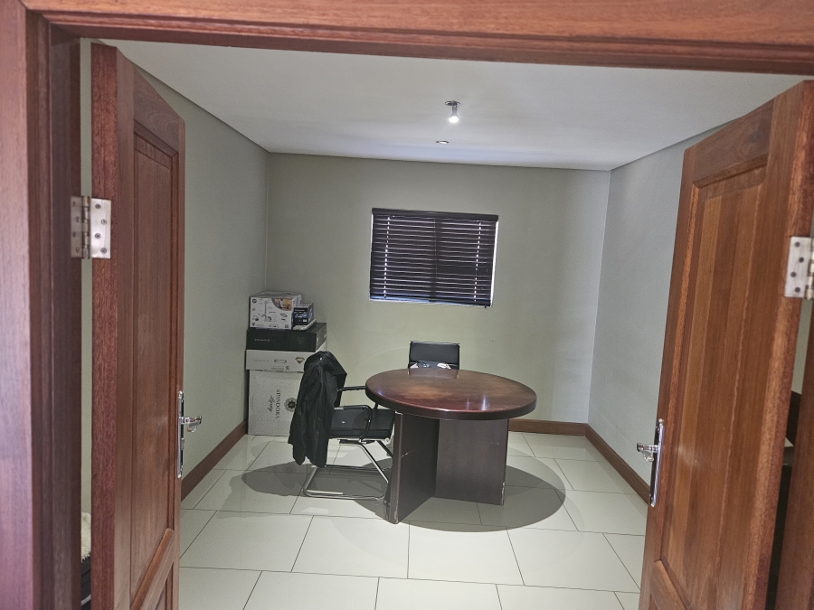 5 Bedroom Property for Sale in Sable Hills Gauteng