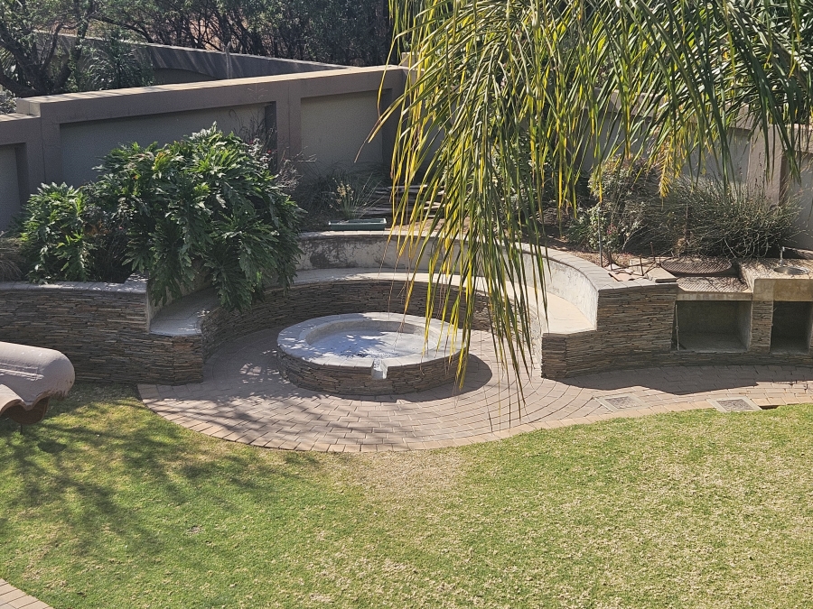 5 Bedroom Property for Sale in Sable Hills Gauteng