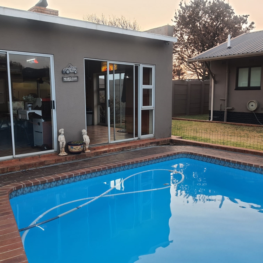 4 Bedroom Property for Sale in Dalpark Gauteng