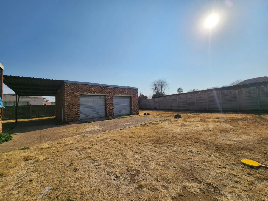 3 Bedroom Property for Sale in Peacehaven Gauteng