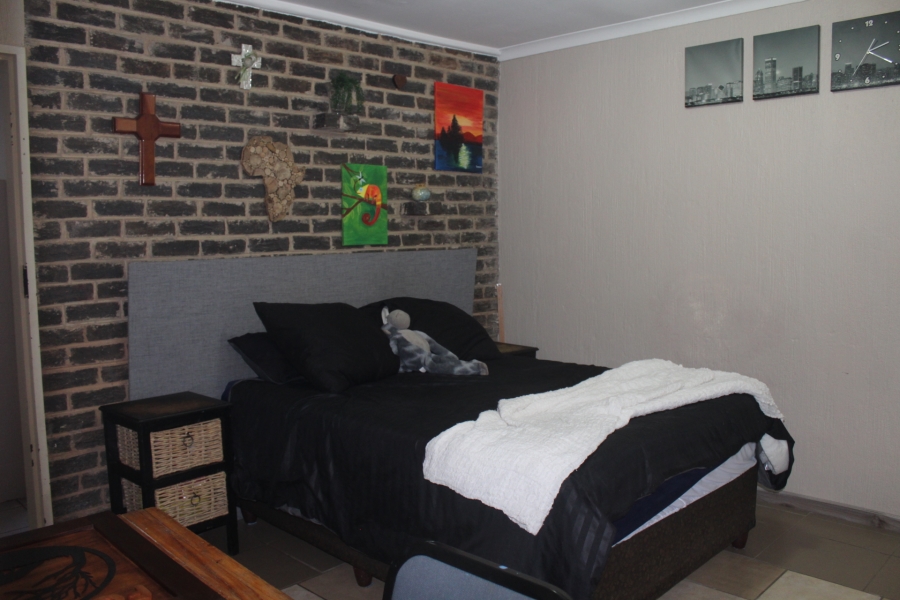 3 Bedroom Property for Sale in Reefhaven Gauteng