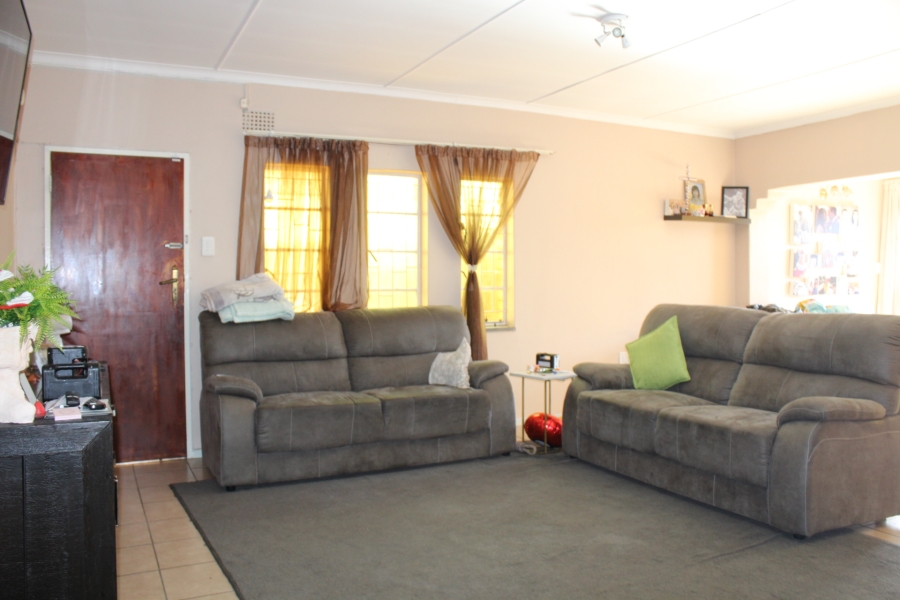 3 Bedroom Property for Sale in Reefhaven Gauteng