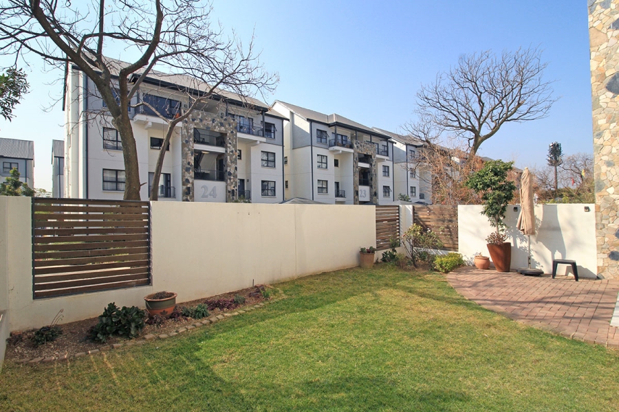 3 Bedroom Property for Sale in Crowthorne AH Gauteng