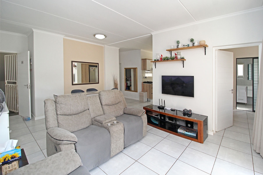 3 Bedroom Property for Sale in Crowthorne AH Gauteng