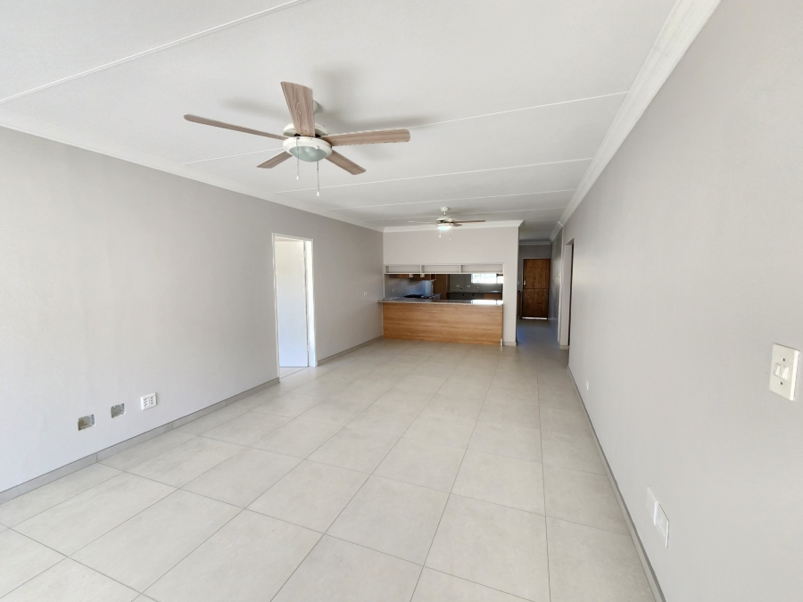 To Let 2 Bedroom Property for Rent in Garsfontein Gauteng