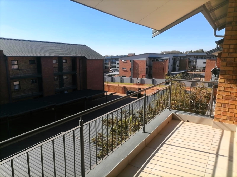 To Let 2 Bedroom Property for Rent in Olympus AH Gauteng