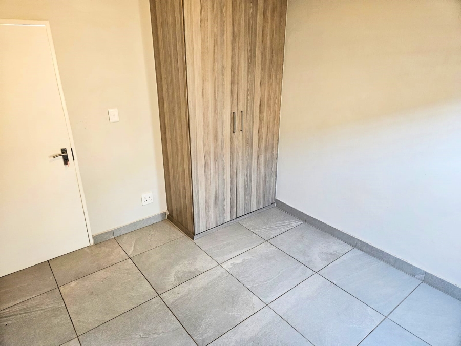 To Let 2 Bedroom Property for Rent in Olympus AH Gauteng