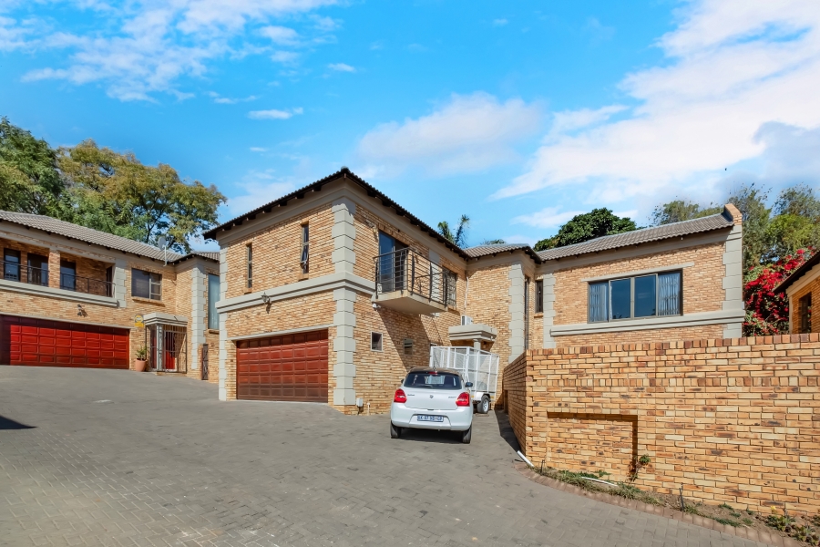 4 Bedroom Property for Sale in Ferndale Gauteng