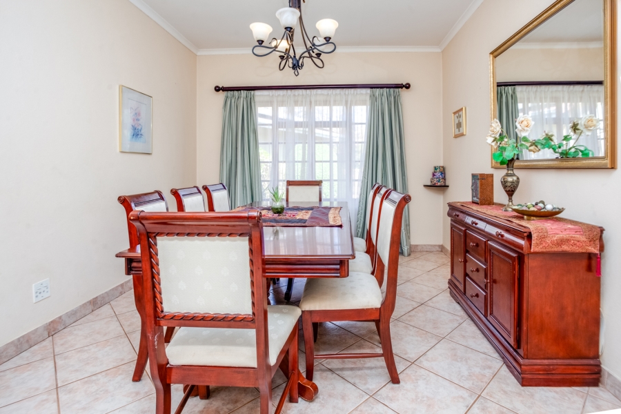 4 Bedroom Property for Sale in Douglasdale Gauteng