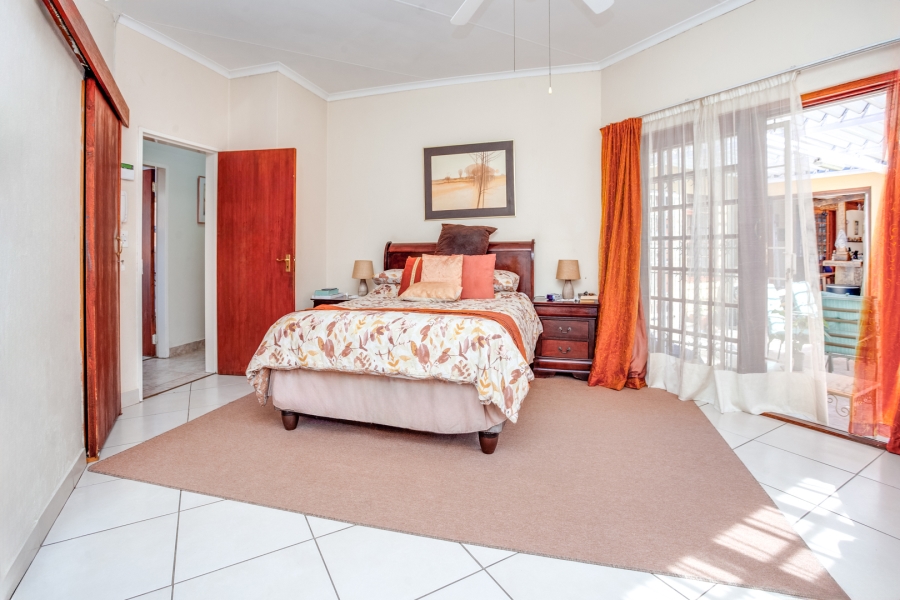 4 Bedroom Property for Sale in Douglasdale Gauteng