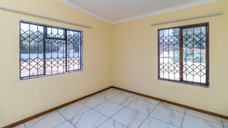 3 Bedroom Property for Sale in Glen Austin Gauteng