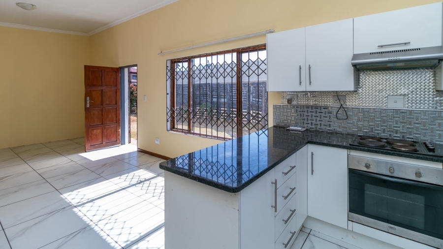 3 Bedroom Property for Sale in Glen Austin Gauteng