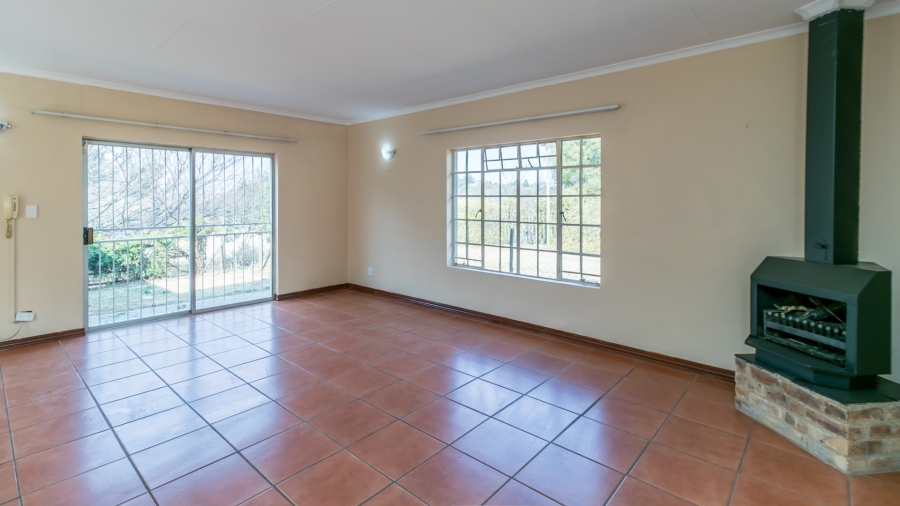 3 Bedroom Property for Sale in Glen Austin Gauteng