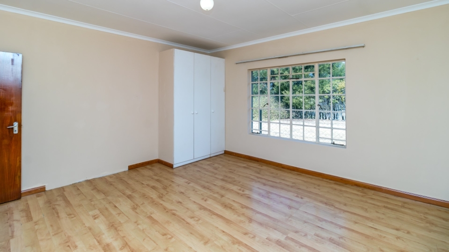 3 Bedroom Property for Sale in Glen Austin Gauteng