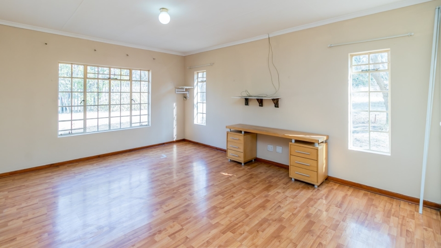 3 Bedroom Property for Sale in Glen Austin Gauteng