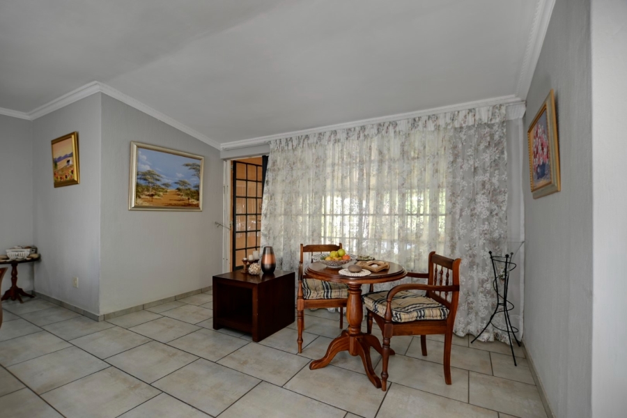 4 Bedroom Property for Sale in Florauna Gauteng