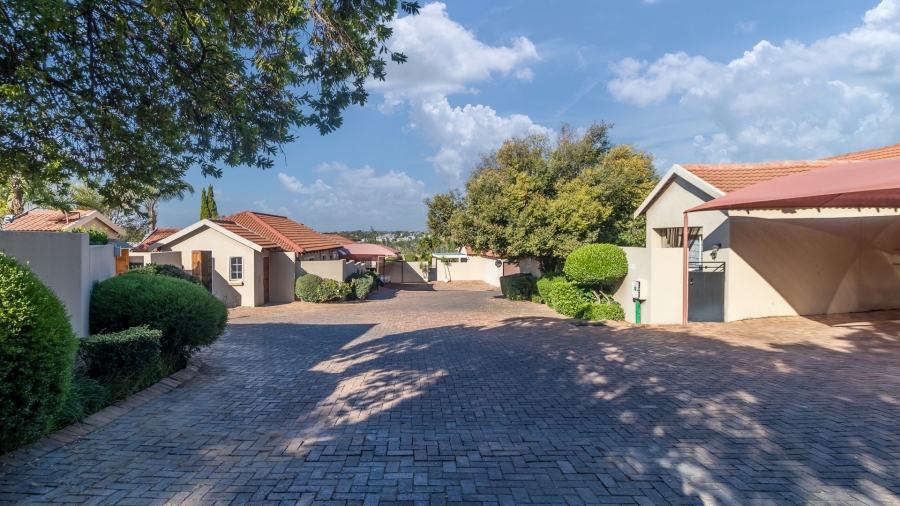 3 Bedroom Property for Sale in North Riding Gauteng