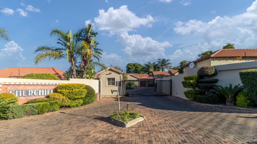 3 Bedroom Property for Sale in North Riding Gauteng