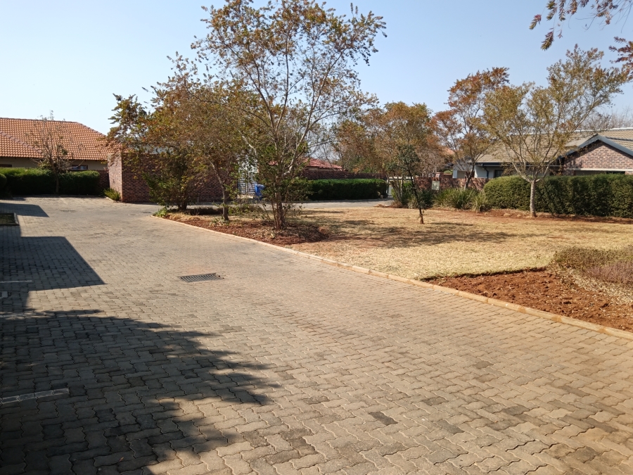 3 Bedroom Property for Sale in Heuwelsig Estate Gauteng