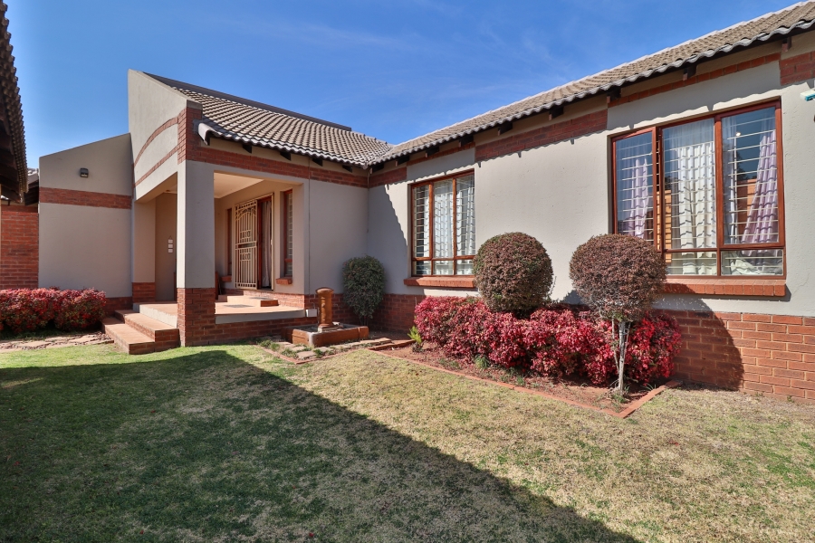 3 Bedroom Property for Sale in Rietvlei Heights Country Estate Gauteng