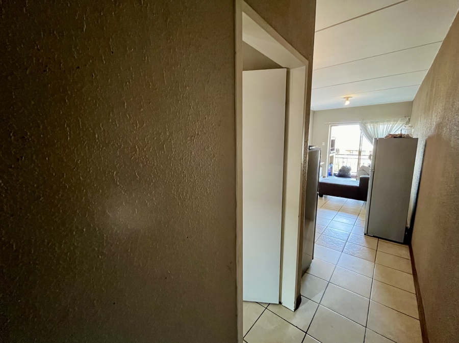 2 Bedroom Property for Sale in Hoogland Gauteng