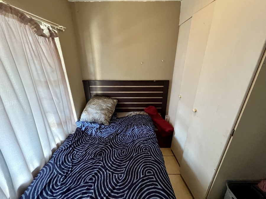 2 Bedroom Property for Sale in Hoogland Gauteng