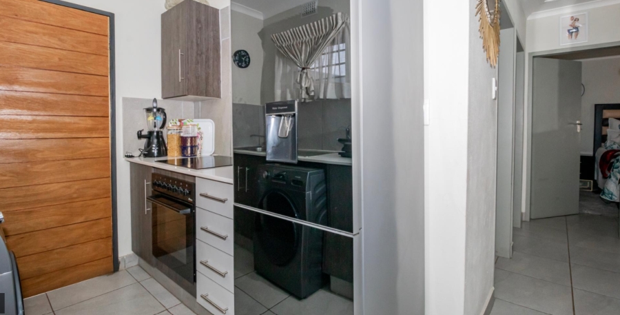 3 Bedroom Property for Sale in Albertsdal Gauteng