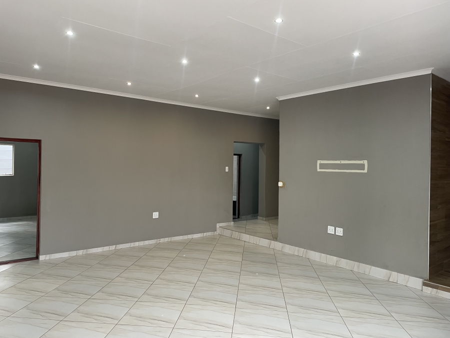 12 Bedroom Property for Sale in Krugersdorp North Gauteng