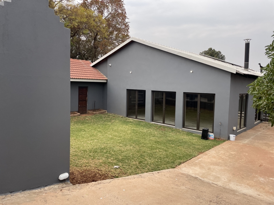 12 Bedroom Property for Sale in Krugersdorp North Gauteng