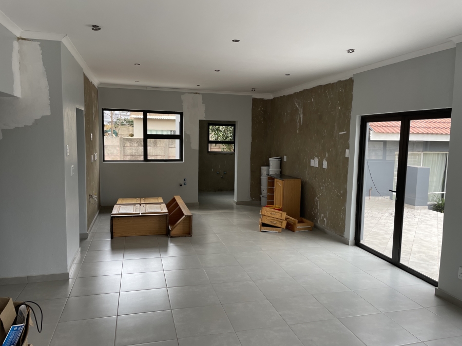 12 Bedroom Property for Sale in Krugersdorp North Gauteng