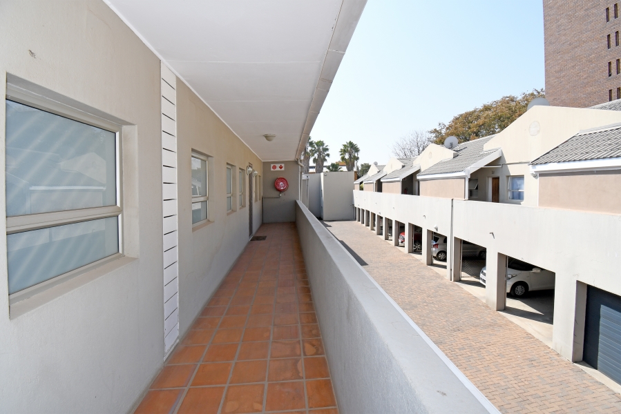 2 Bedroom Property for Sale in Victoria Gauteng