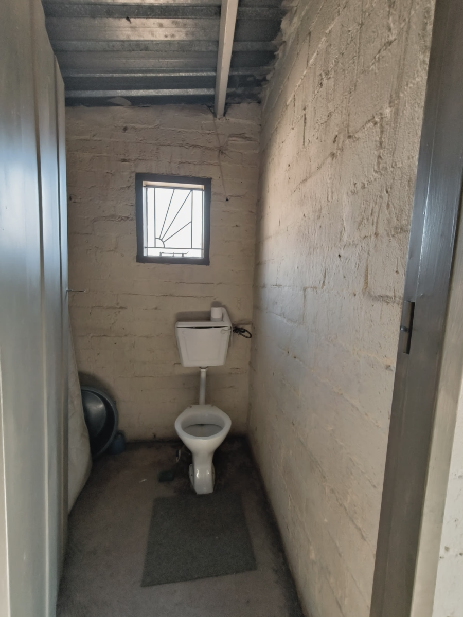 1 Bedroom Property for Sale in Tshepisong Gauteng